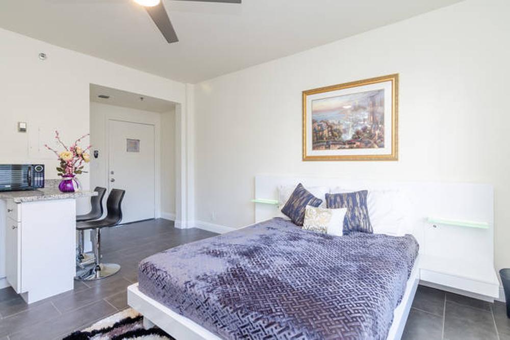 Ocean Drive Studio Historic Building Minutes Walk To The Beach. Miami Beach Eksteriør bilde